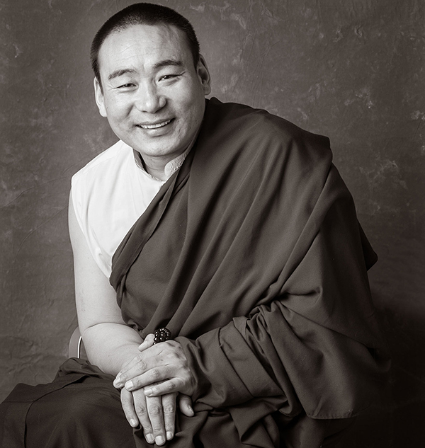 Khentrul Lodrö T'hayé Rinpoche