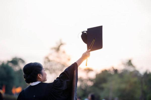 A Reader’s Guide to Graduation