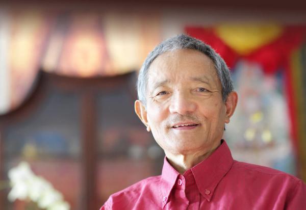 A Reader's Guide on Tibetan Buddhist Essentials: An Exploration of the Nyingma Lineage with Tulku Thondup