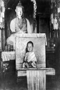 Dalai Lama Proclaims the Reincarnation of Panchen Rinpoche