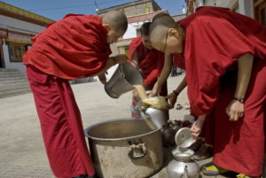 Buddhist nuns