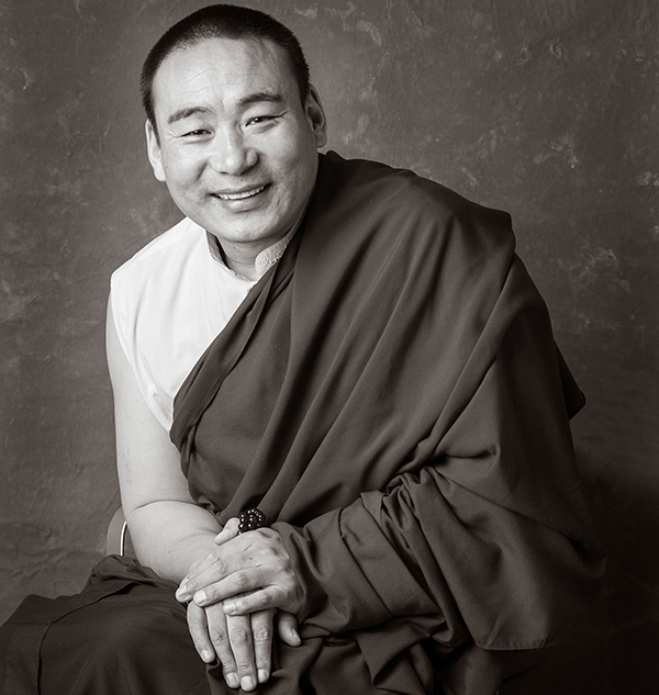 Khentrul-Lodro-Thaye-Rinpoche_website_credit-Eric-Swanson